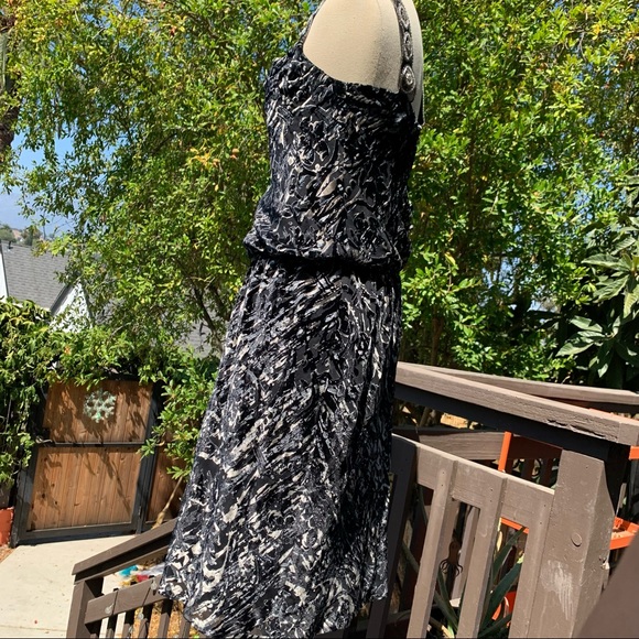 BADGLEY MISCHKA Velvet Burnout Beaded Mini Dress - Picture 4 of 11